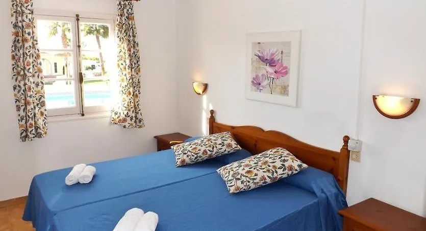 Hotel Aptos Nure Cel Blau Cala en Bosch